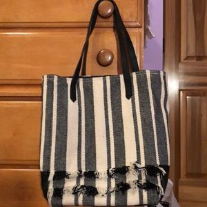 Medium sized tote bag - old navy